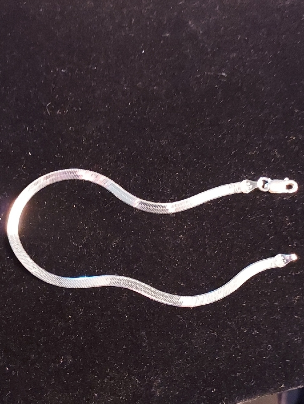 Sterling silver 925 herringbone bracelet.